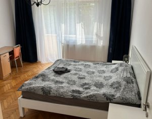 Apartament 3 camere, centru, zona P-ta Mihai Viteazu