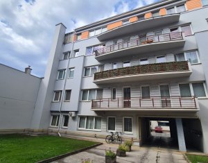 Apartment 3 rooms for rent in Cluj-napoca, zone Centru