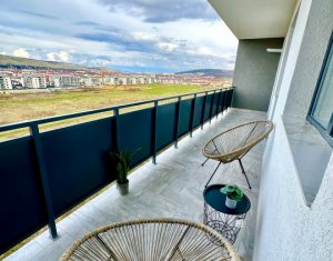 Din 1 Decembrie, apartament trei camere, finisat modern, Sesul de Sus