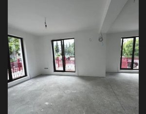 Imobil nou construit cu 10 apartamente, 435 mp, zona UMF