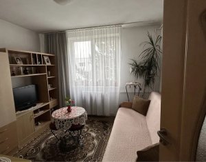 Apartament 3 camere, Plopilor 