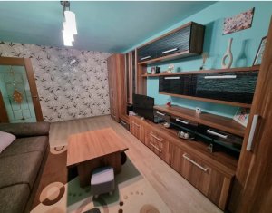 Appartement 3 chambres à vendre dans Cluj-napoca, zone Intre Lacuri