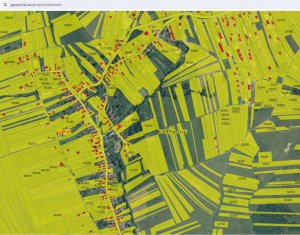 Teren Salicea, acces bun, utilitati, 1834 mp, zona de case noi , 46m x 40m