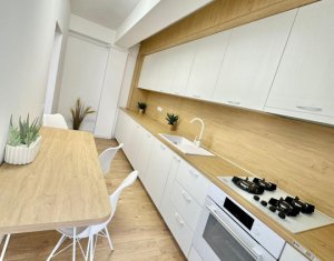 Apartament cu doua camere, ultrafinisat, strada Urusagului