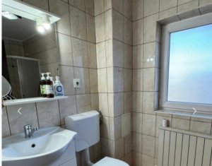 Apartament 3 camere, 76 mp, Floresti