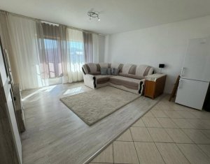 Apartament 3 camere, 76 mp, Floresti