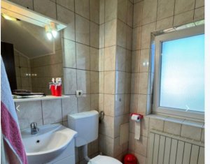 Apartament 3 camere, 76 mp, Floresti