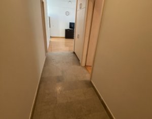 Apartament 2 camere, semidecomandat, 60mp cu terasa, central 