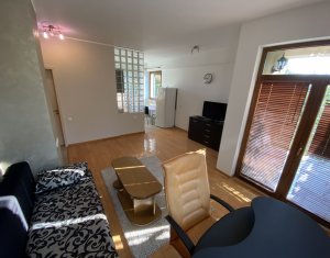 Apartament 2 camere, semidecomandat, 60mp cu terasa, central 