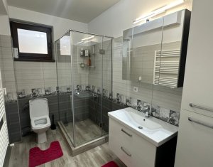 Apartament cu 4 camere in Florești pe 2 niveluri, scara interioară 