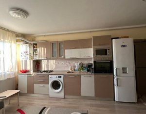 Apartament cu 3 Camere, Zona Baciu 