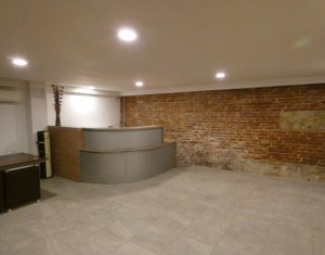 Bureau à vendre, 207m2 dans Cluj-napoca