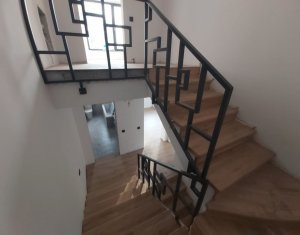 Maison 4 chambres à louer dans Cluj-napoca, zone Gruia