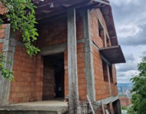 Casa la Rosu in Dambul Rotund – Spatioasa cu o priveliste panoramica 